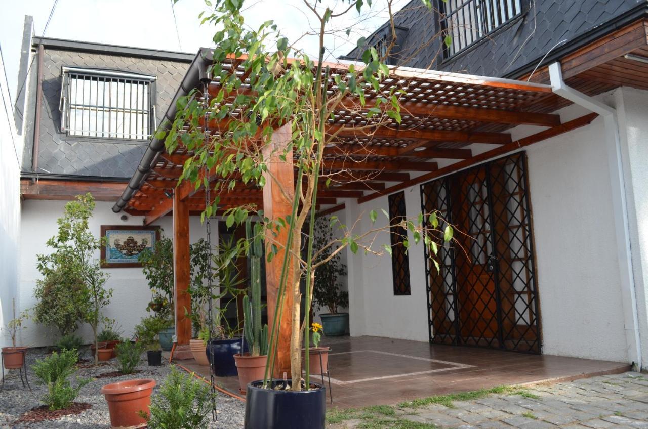 Los Araucanos Santiago Luaran gambar